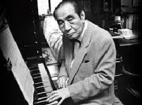 tohofilmre007.jpg