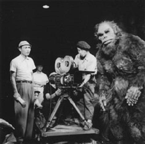 獣人雪男（アメリカ公開版）』（1958）“HALF HUMAN”という